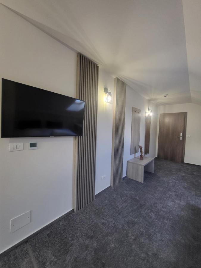 Xo Residence Arad Eksteriør bilde