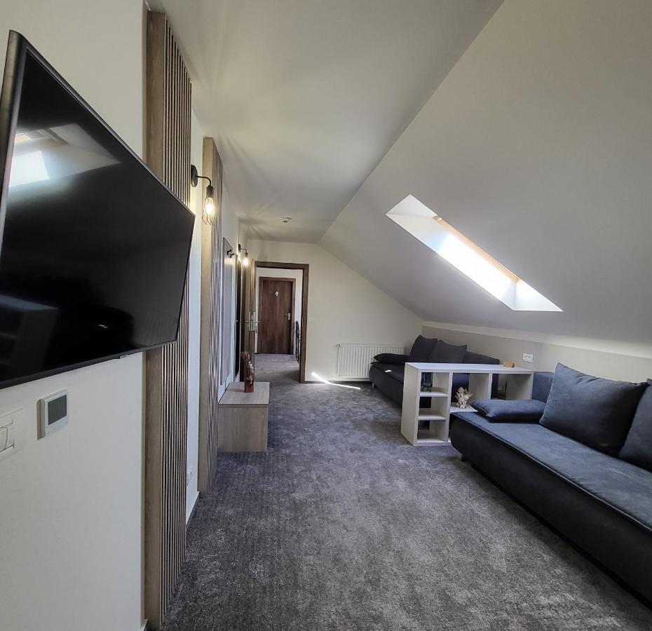 Xo Residence Arad Eksteriør bilde