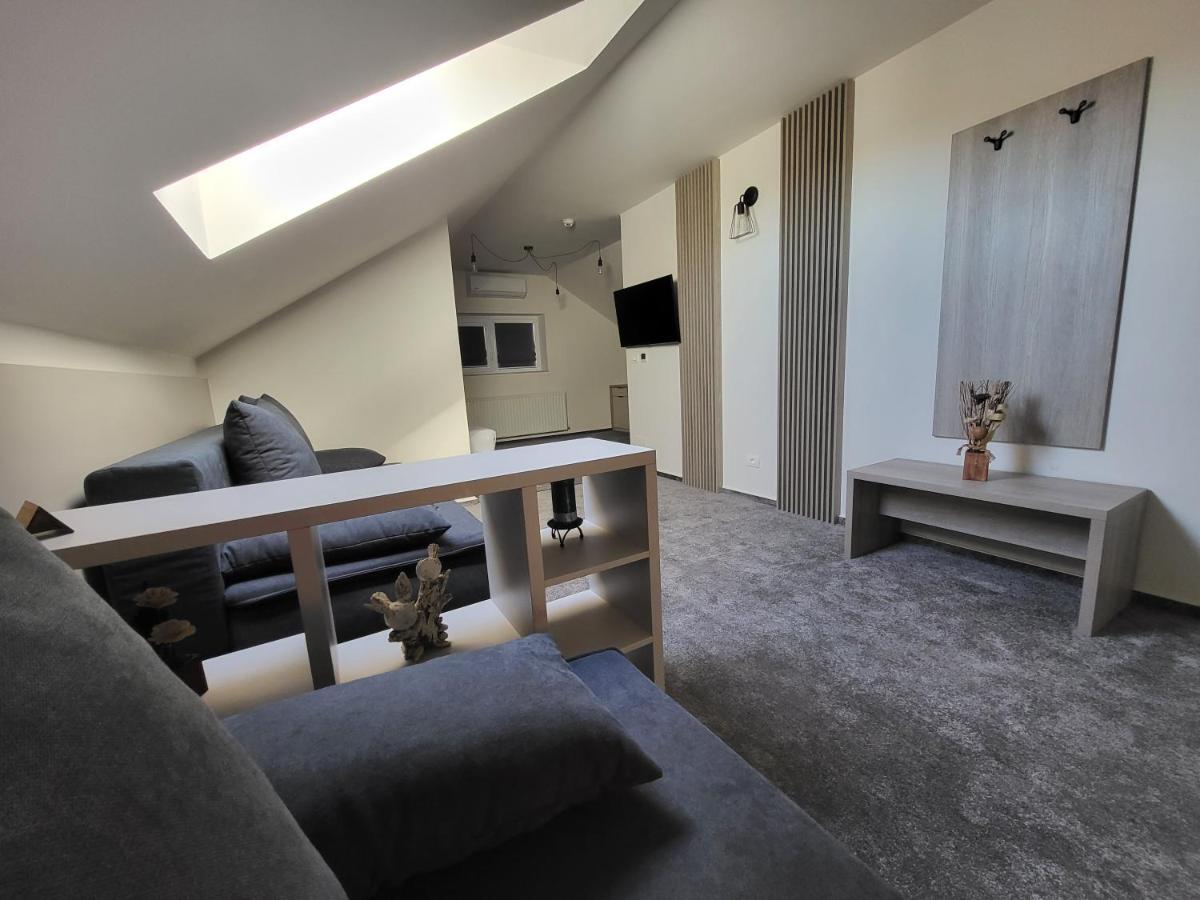 Xo Residence Arad Eksteriør bilde