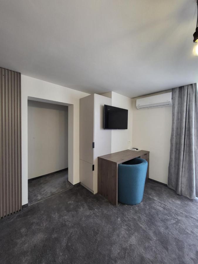 Xo Residence Arad Eksteriør bilde