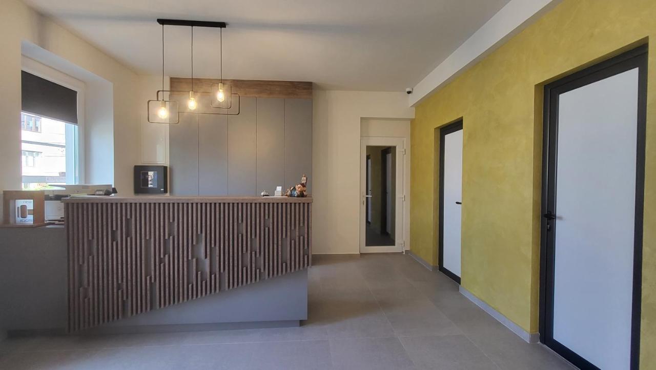 Xo Residence Arad Eksteriør bilde